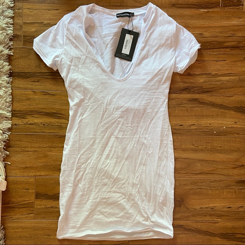 White V Neck Bodycon Dress